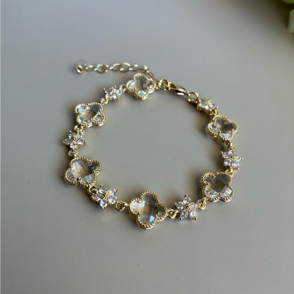 18k gold plated Crystal Clover Link Bracelet - Women Jewelry